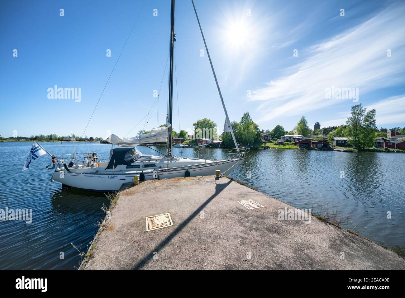 Bootssteg und Aussicht auf Haapasaari Island, Kotka, Finnland Stockfoto