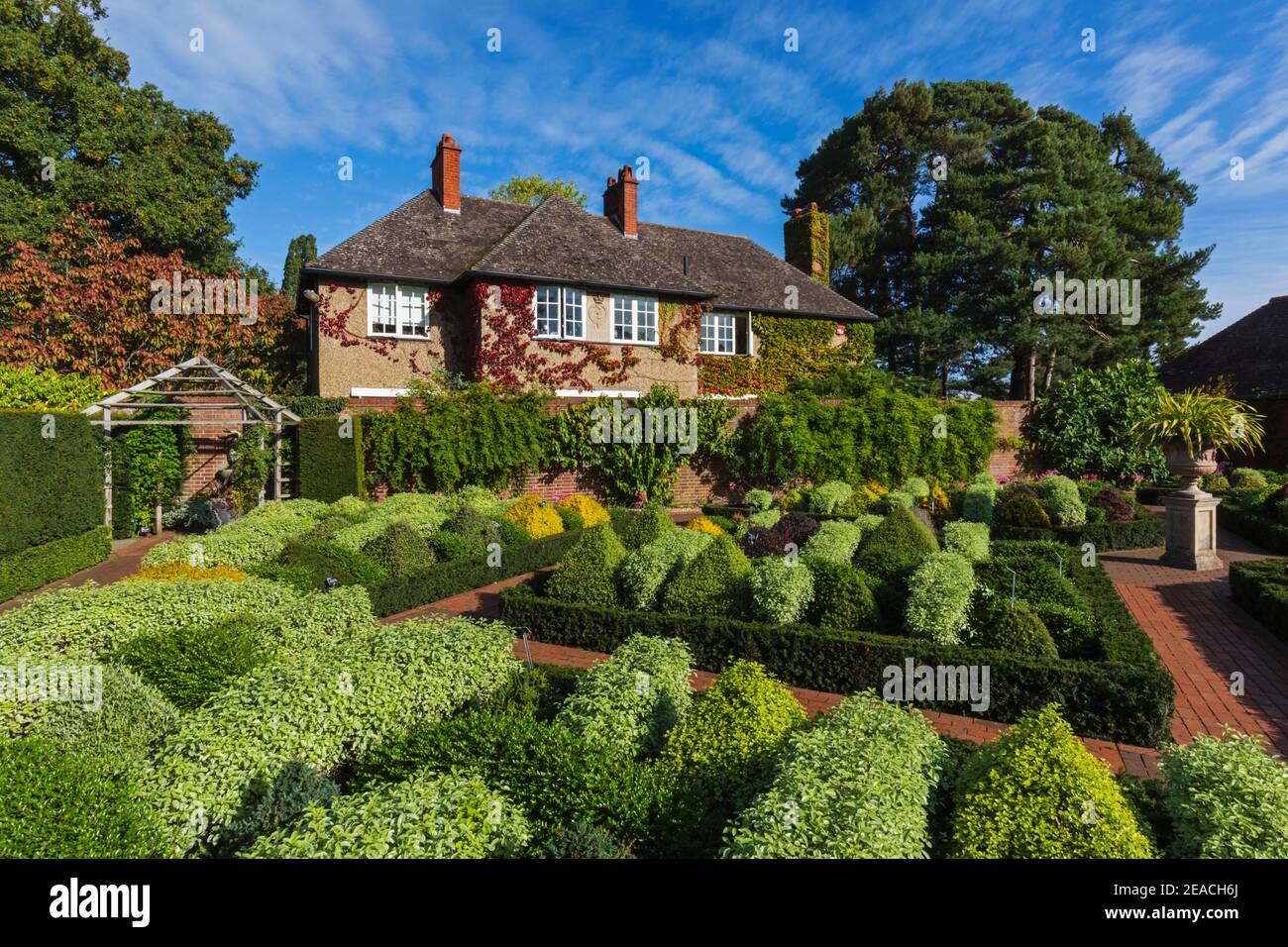 England, Surrey, Guildford, RHS Wisley, The Walled Garden Stockfoto