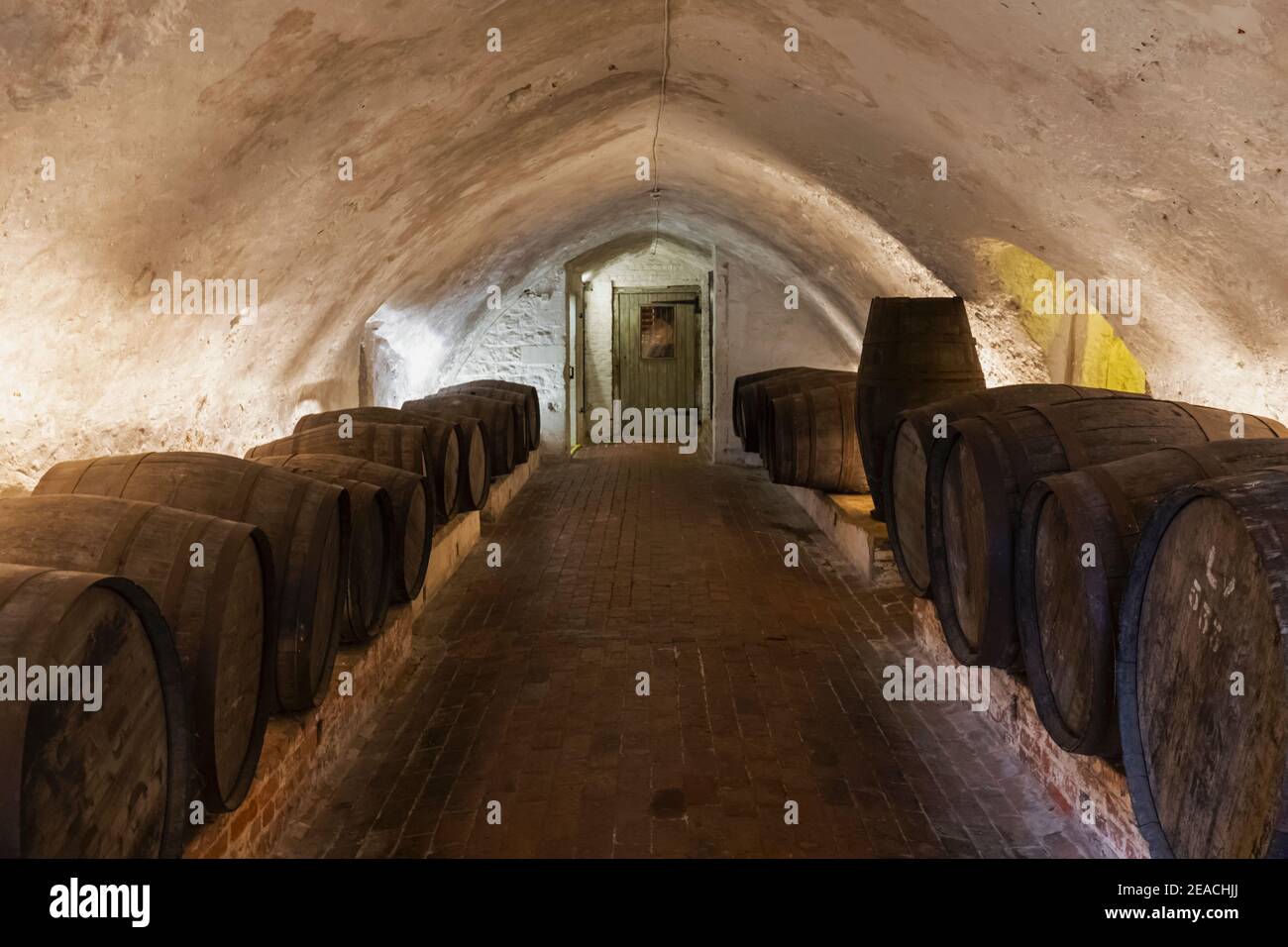 Castle cellar -Fotos und -Bildmaterial in hoher Auflösung – Alamy