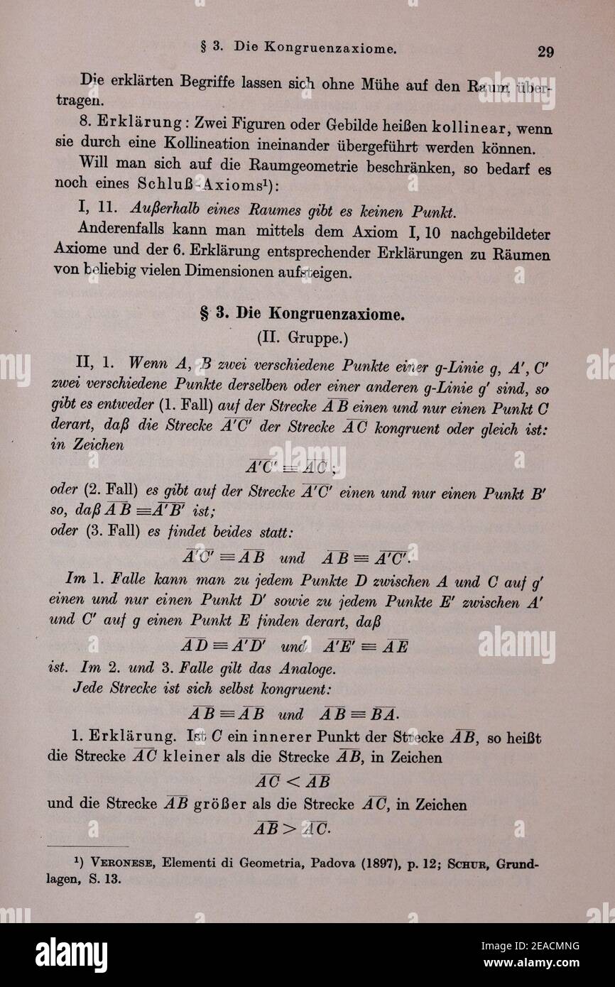 Nichteuklidische Geometrie von Hans Mohrmann Seite 029. Stockfoto