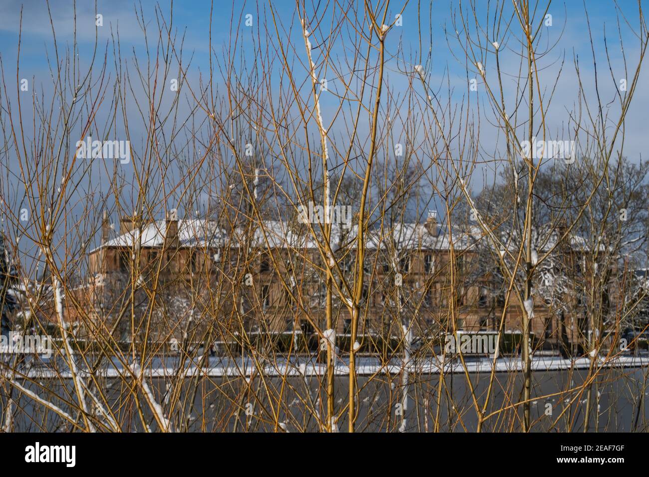 Glasgow, Schottland, Großbritannien. 9th. Februar 2021. UK Wetter: Eine allgemeine Ansicht von Queen's Park nach starkem Schneefall von Storm Darcy. Kredit: Skully/Alamy Live Nachrichten Stockfoto