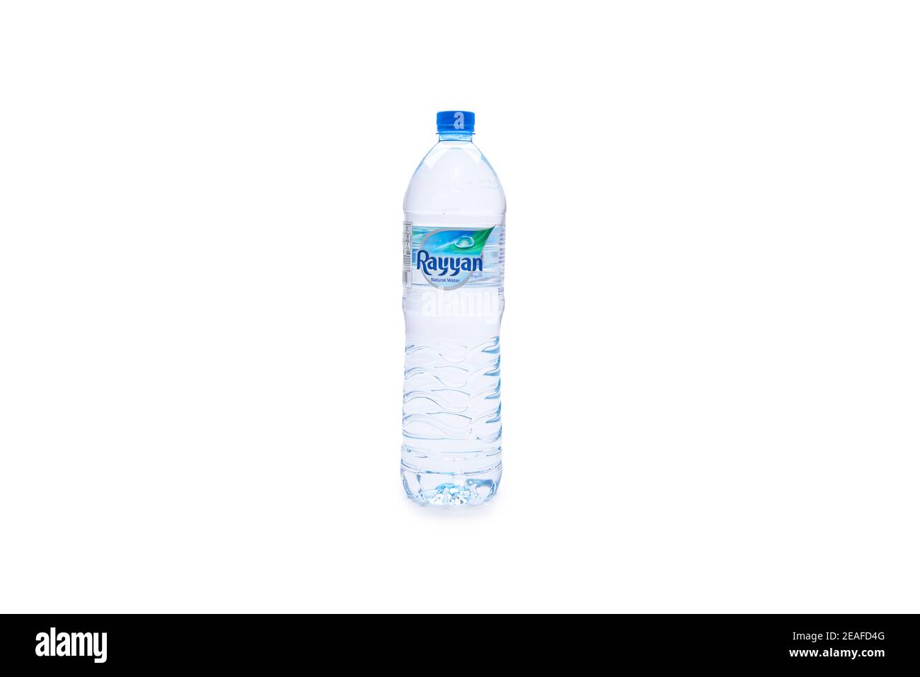 Rayyan natürliche Wasserflasche auf isoliertem Hintergrund Stockfoto