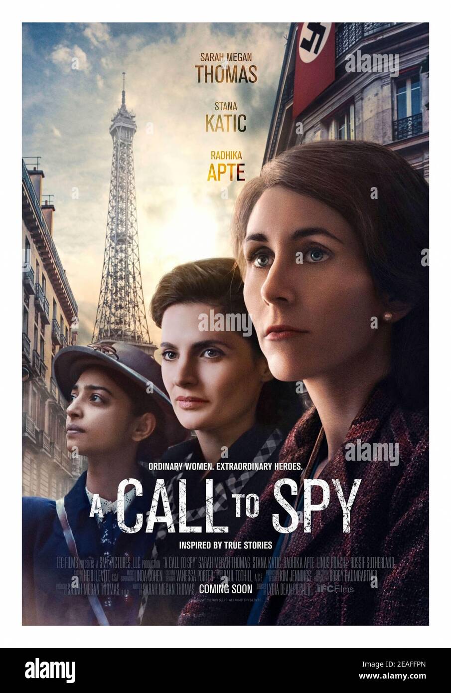 A Call to Spy (2019) unter der Regie von Lydia Dean Pilcher mit Zaria Kelley, Corinne Massiah und Elle Lorraine. Zu Beginn des Weltkrieges 2 befiehlt Churchill seiner neuen Spionageagentur, der SOE, Frauen zu rekrutieren und als Spione auszubilden. Stockfoto