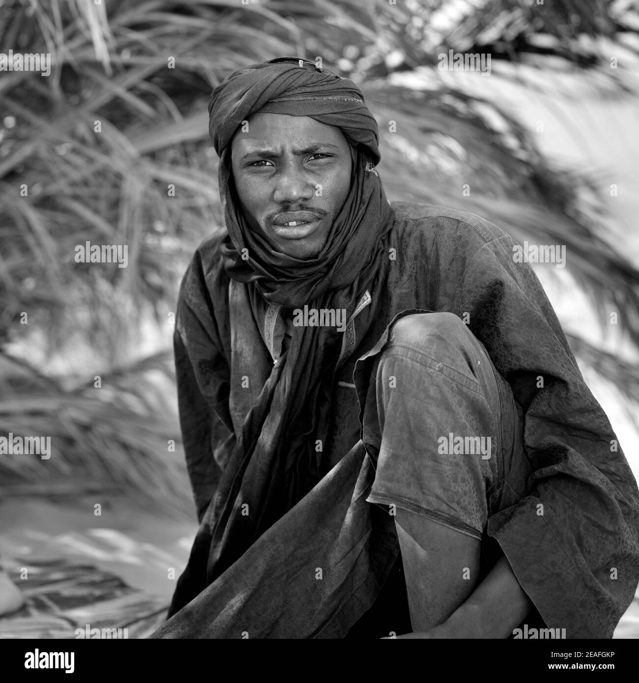 Porträt eines tuareg-Mannes in einer Oase, Fezzan, Umm al-Maa, Libyen Stockfoto