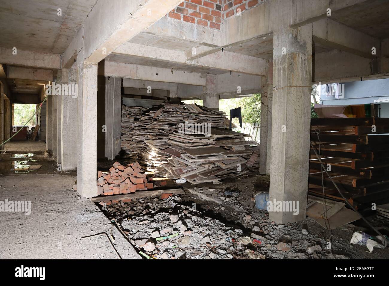 Ein Erdgeschoss eines im Bau befindlichen Gebäudes und einer Wohnung Stockfoto