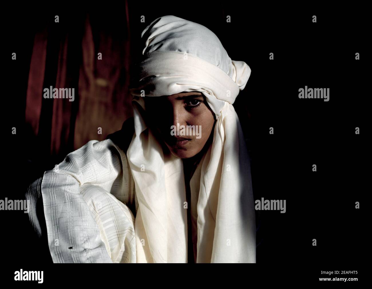 Tuareg Junge mit Turban, Tripolitania, Ghadames, Libyen Stockfoto