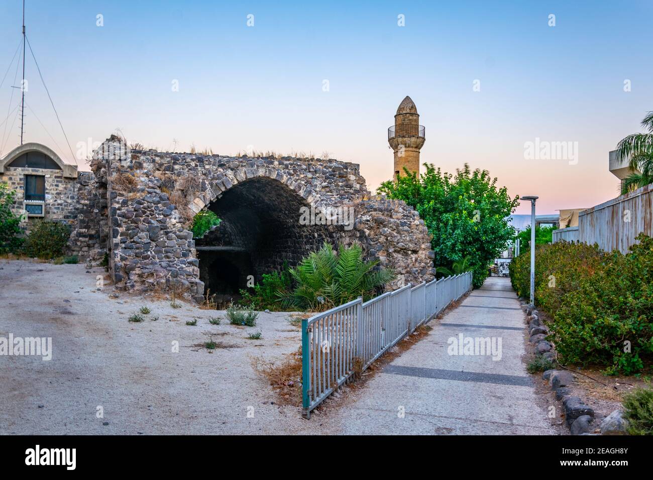 Sonnenuntergang Ansicht der al bahr Moschee in Tiberias, Israel Stockfoto