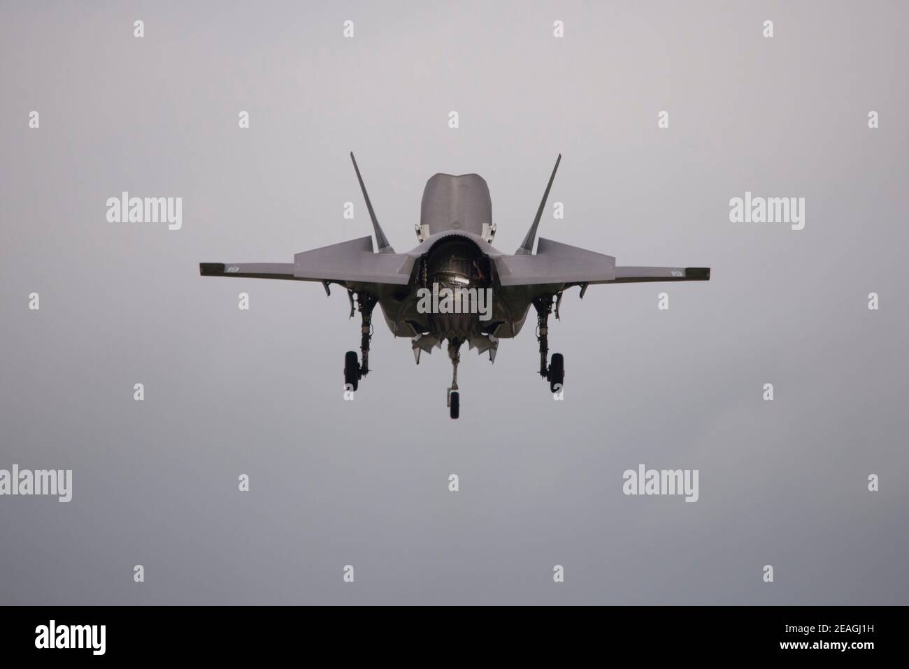 F-35B schwebend Stockfoto