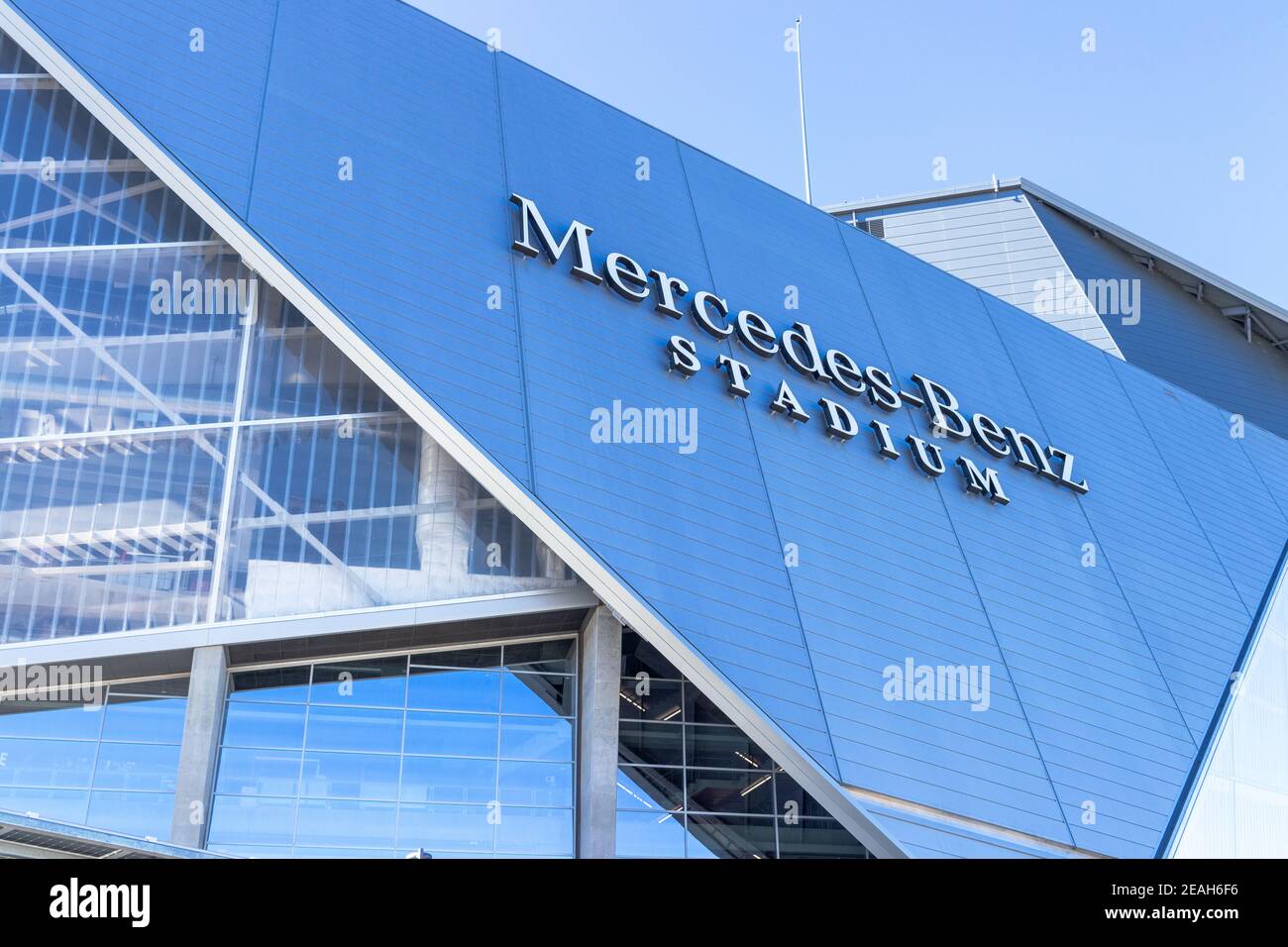 Atlanta, USA - Jan 18th 2021: Blick auf das Mercedes Benz Stadion in der Stadt Atlanta, GA Stockfoto