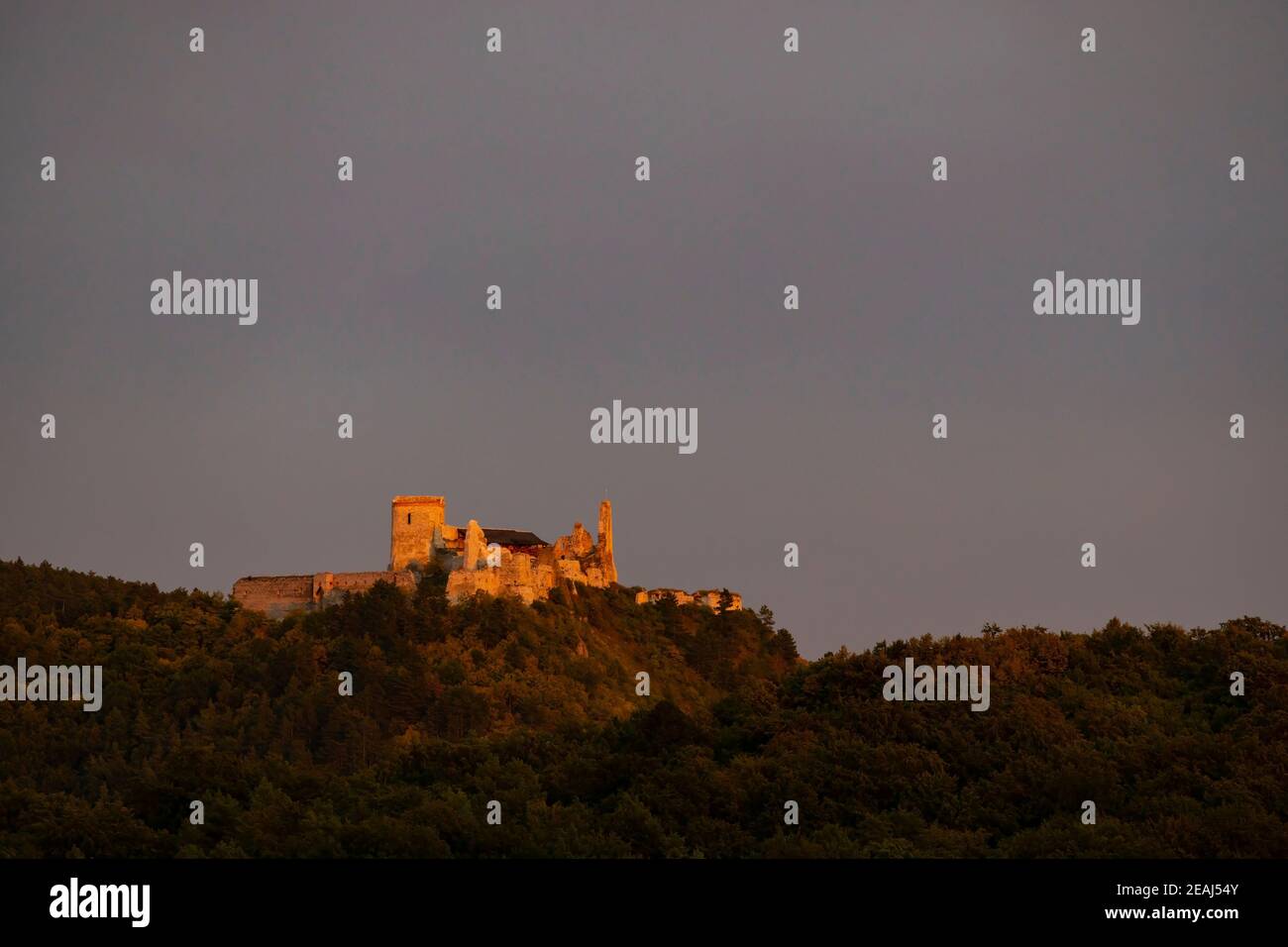 Cachtice Ruinen in der Westslowakei Stockfoto