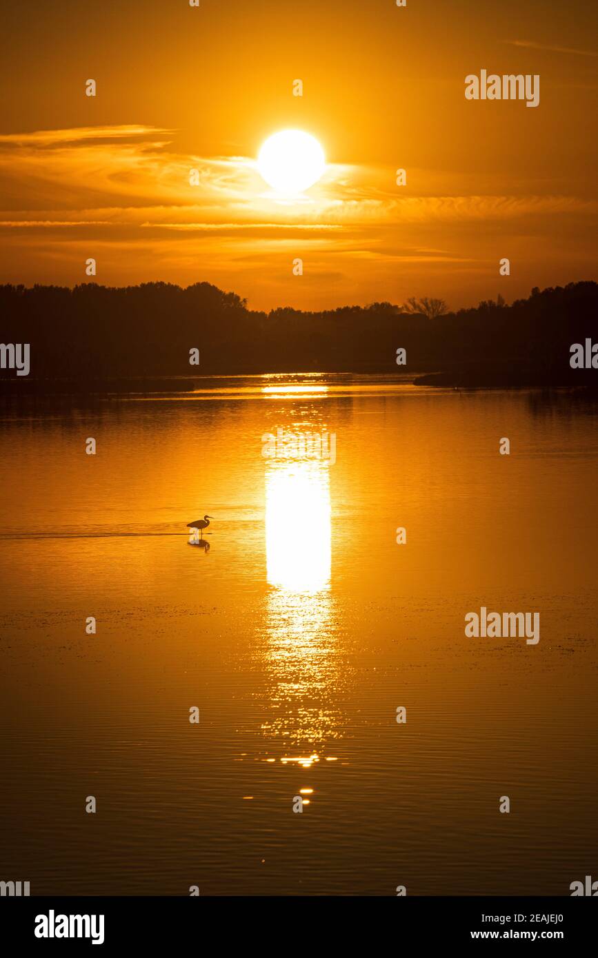 Sonnenuntergang über der Lagune Stockfoto