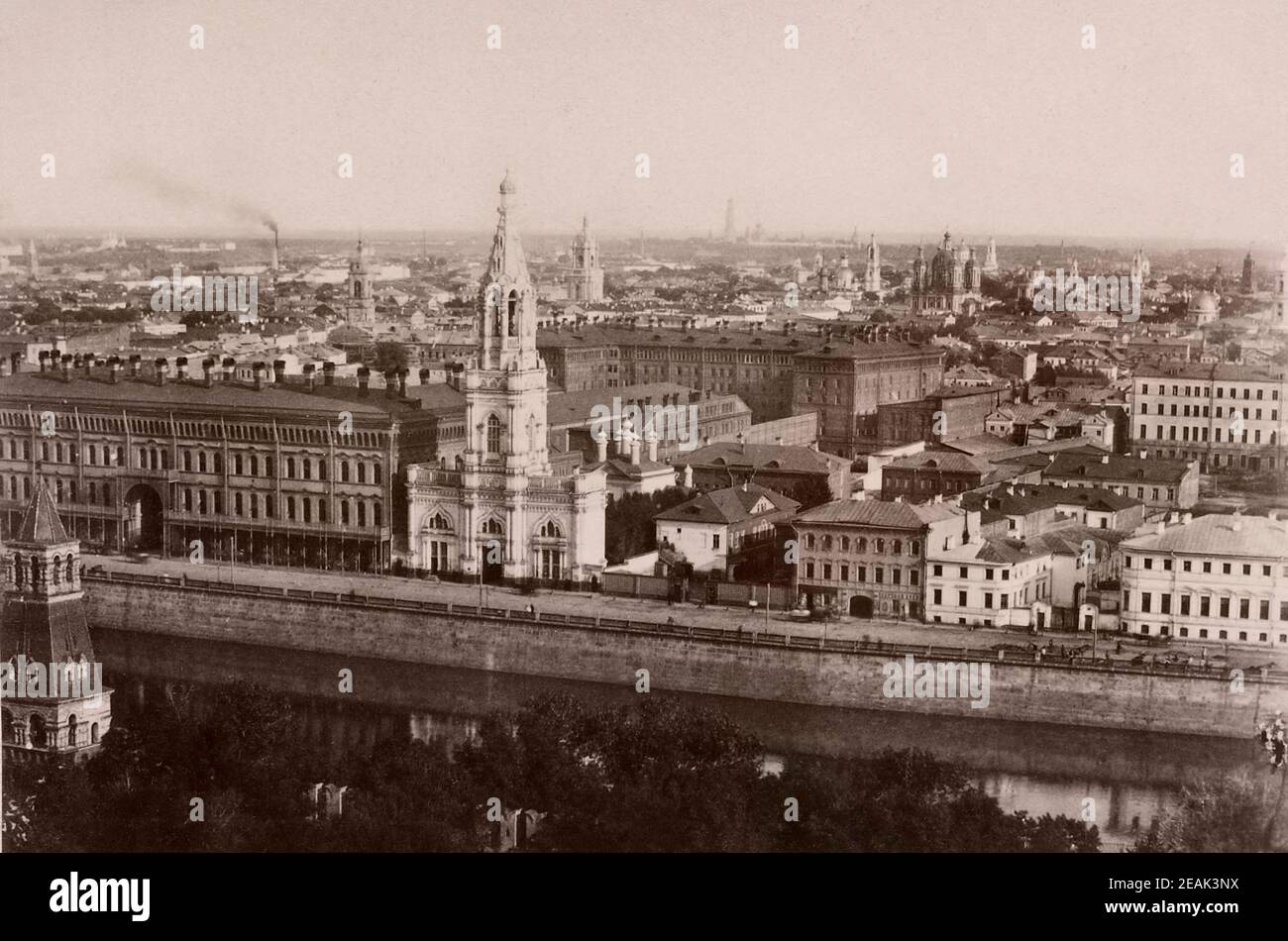 Anzeigen von samoskworetschje vom Glockenturm "Iwan der Große". Es ist ein historisches Viertel in Moskau, im zentralen Verwaltungsbezirk auf t entfernt Stockfoto