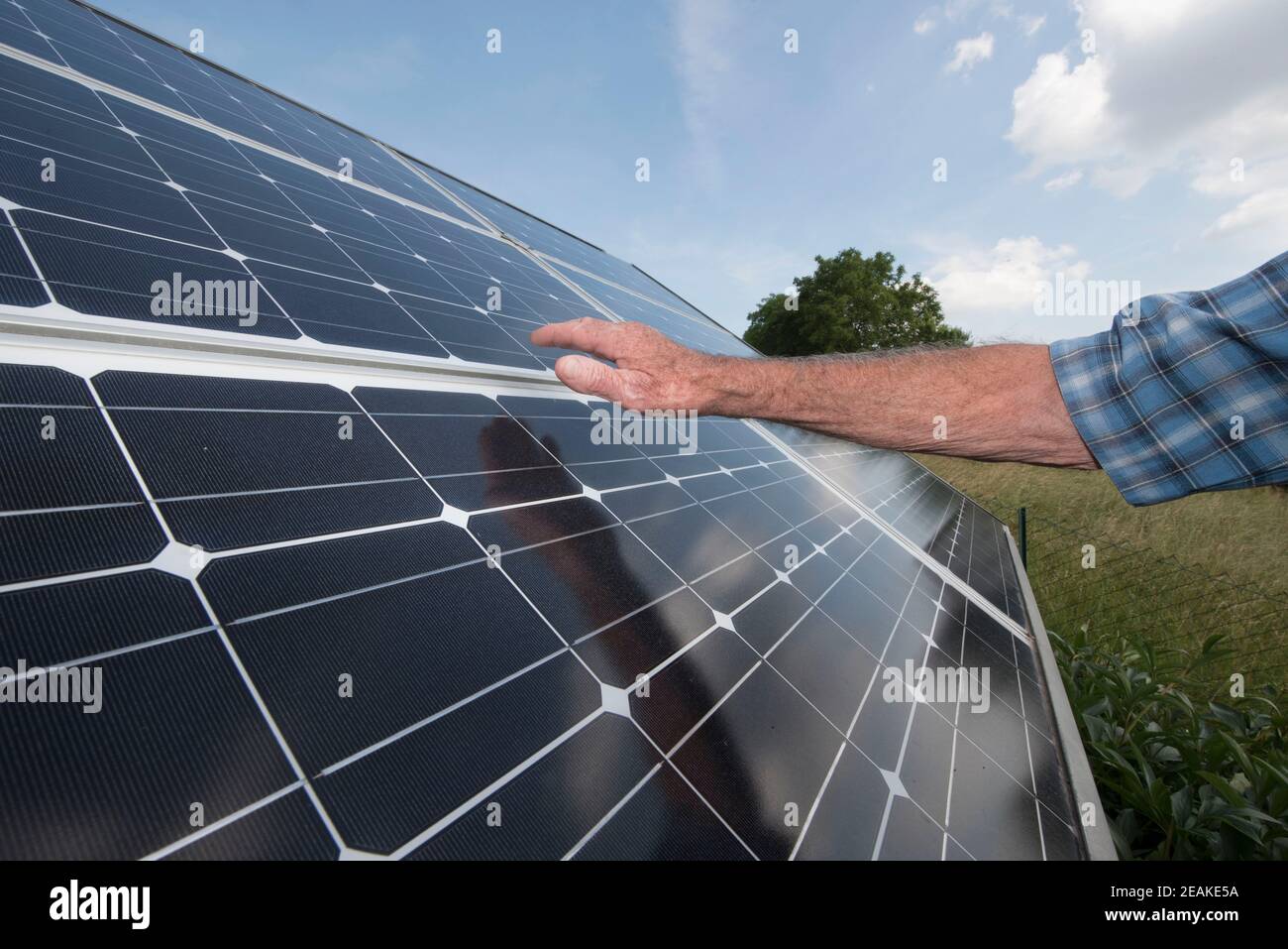 Solarpanel und Photovoltaik für nachhaltige Energie Stockfoto