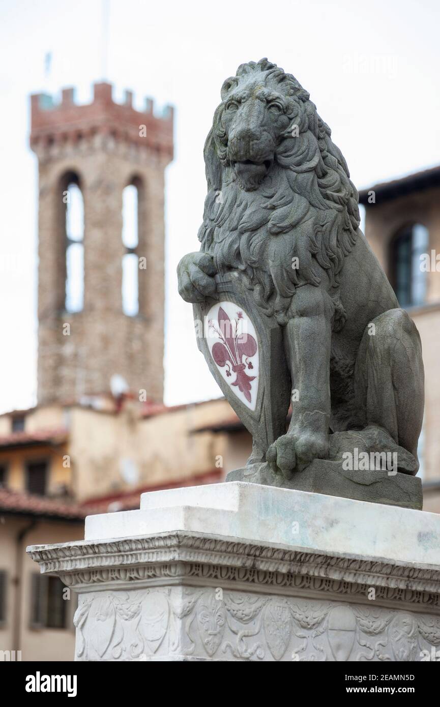 Florenz, Italien - 2021. Januar 31: Marzocco Löwe ist eines der Wahrzeichen der Stadt. Es befindet sich auf der Piazza Signoria, vor dem Palazzo Vecchio. Stockfoto