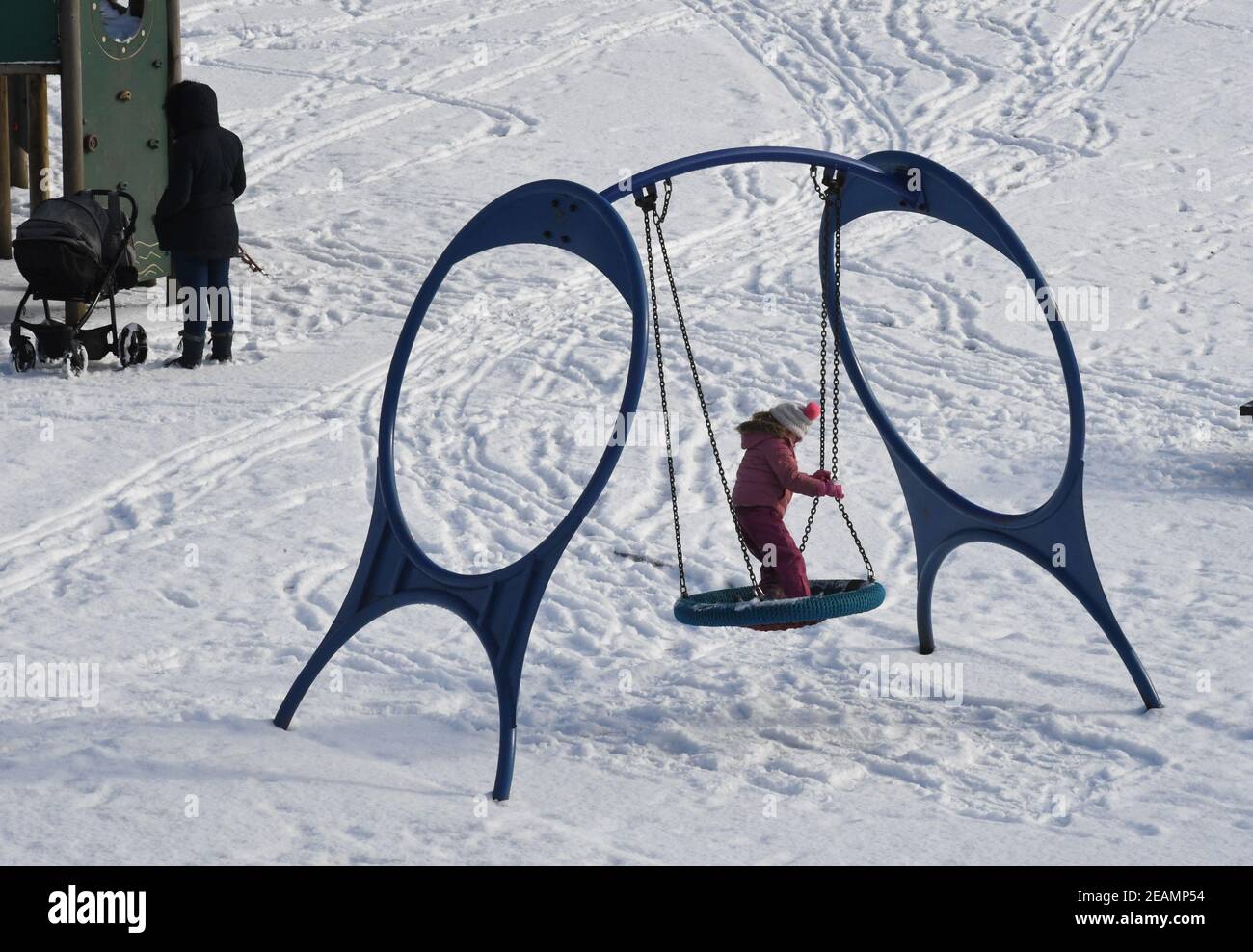 Wetter.Kingsmeadows Playpark, Peebles.Scottish Borders. VEREINIGTES KÖNIGREICH. 10th Feb 2021The Ruhe nach dem Sturm Darcy . Unten am Fluss Tweed Peebles. Kredit: eric mccowat/Alamy Live Nachrichten Stockfoto