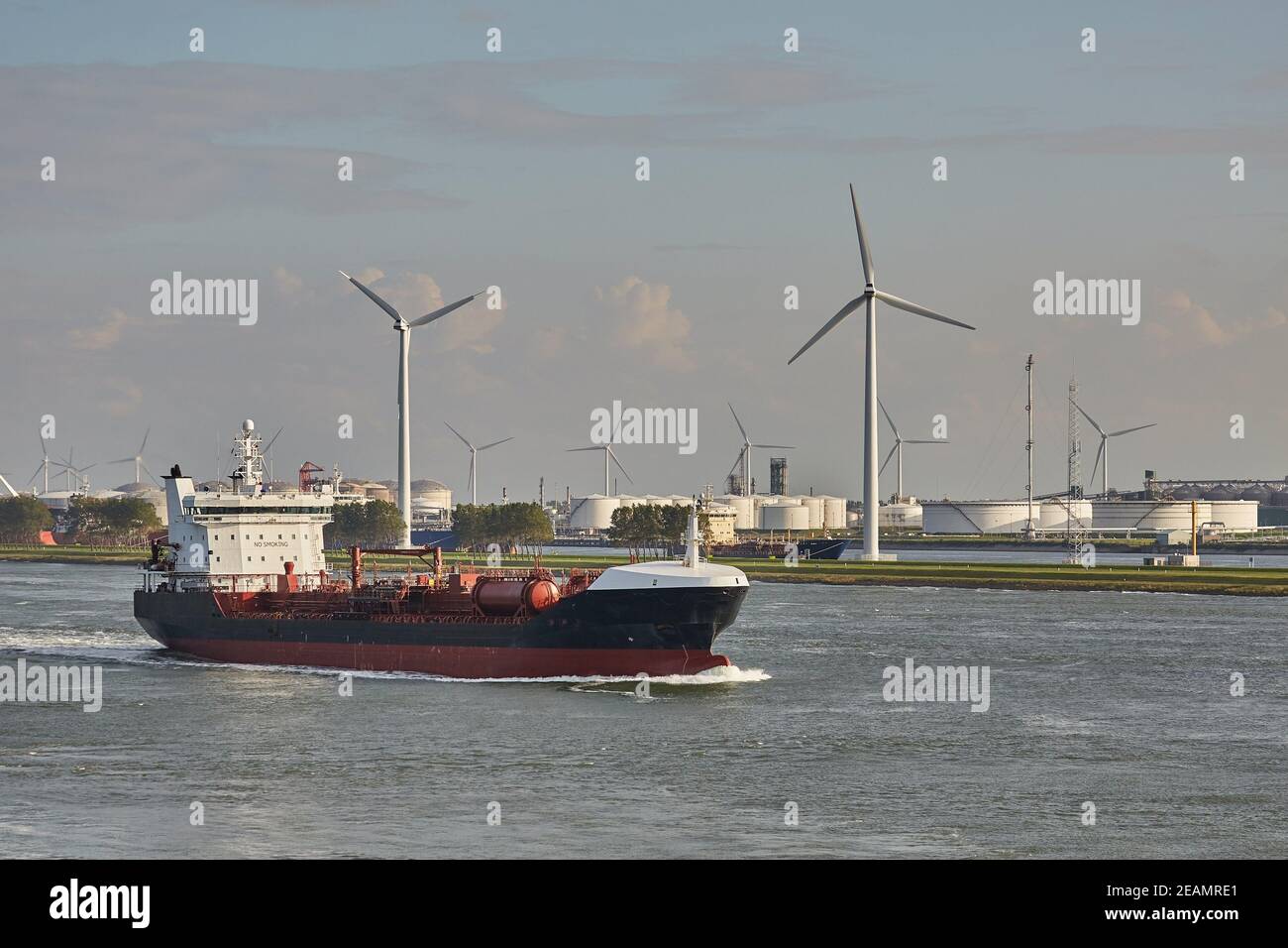 Industrielle Schiff Rotterdam verlassen Stockfoto