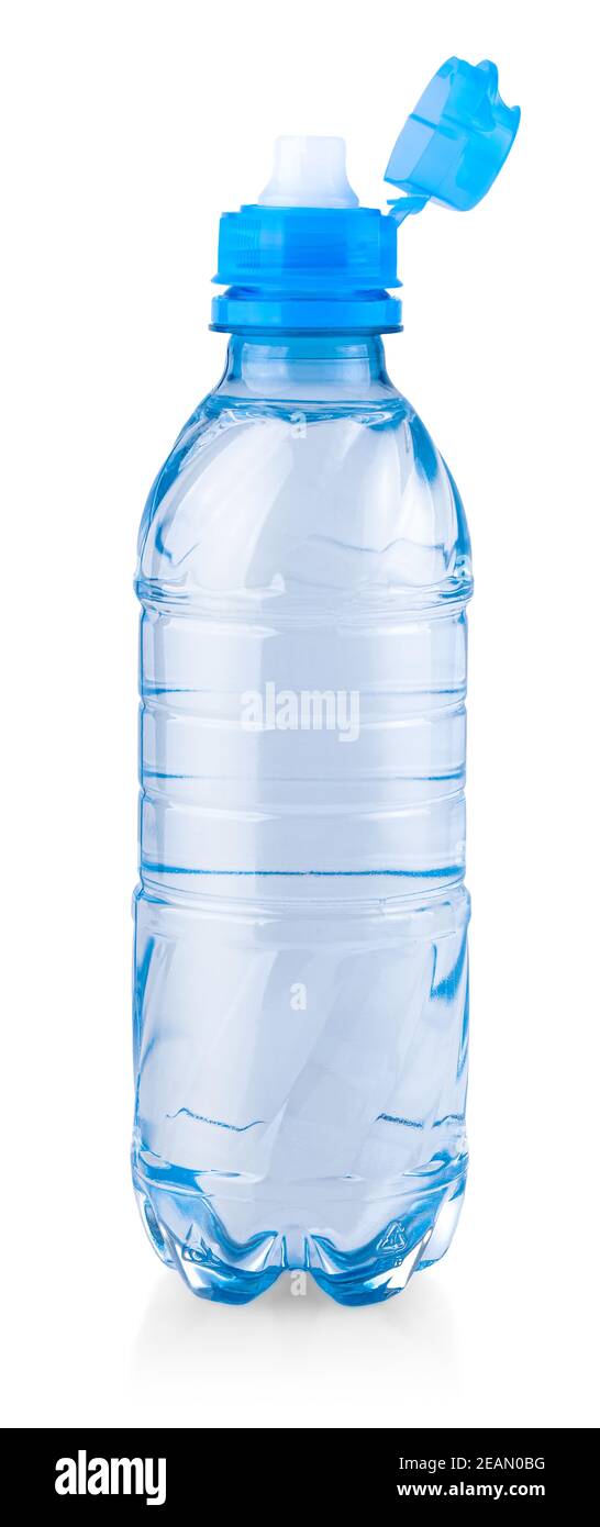 Kunststoff-Flasche noch gesundes Wasser isoliert auf weißem Hintergrund Stockfoto
