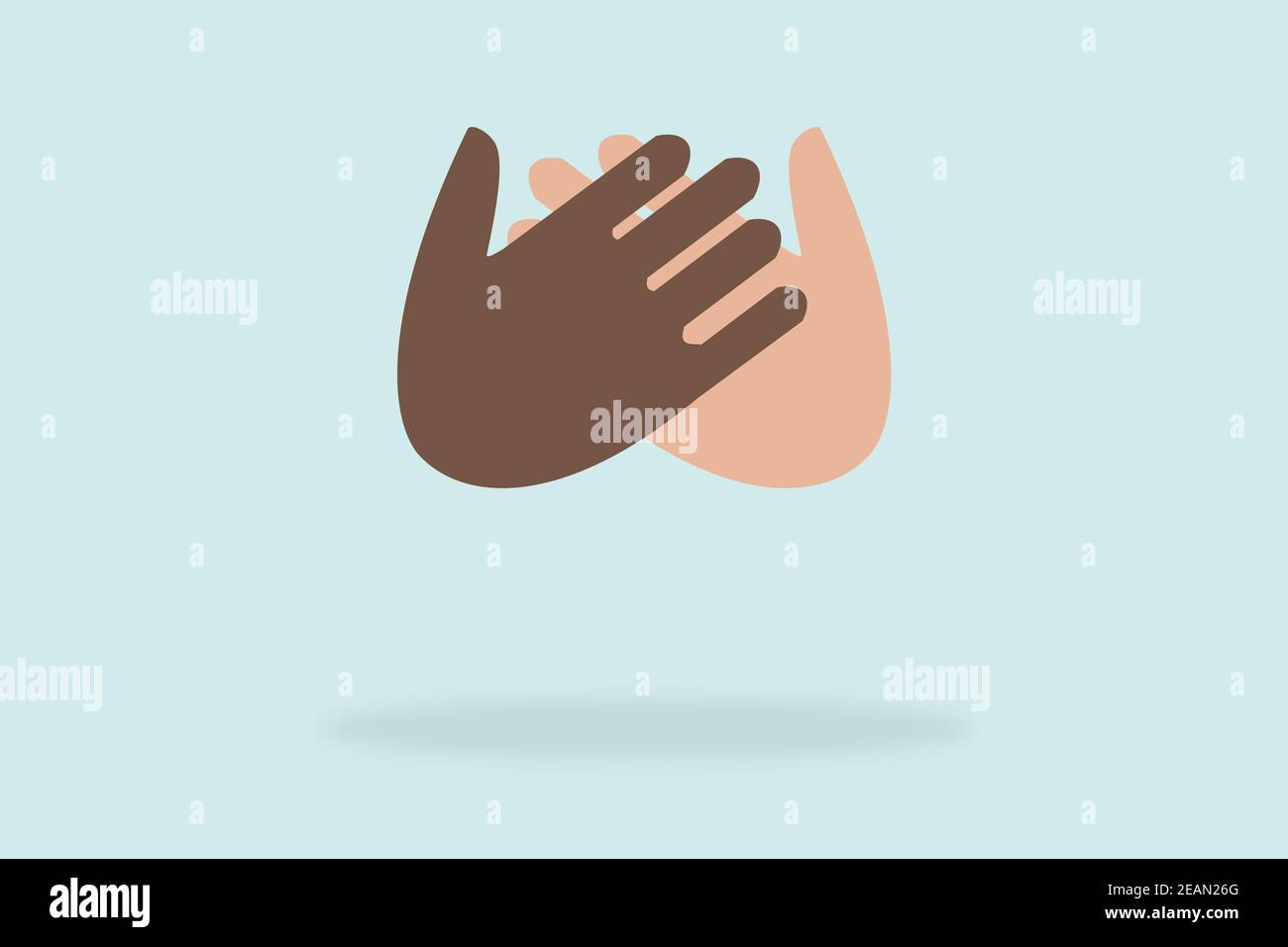 Händedruck von schwarz-weißer Hand, die Freundschaft und Respekt zeigt Auf hellblauem Hintergrund Stockfoto