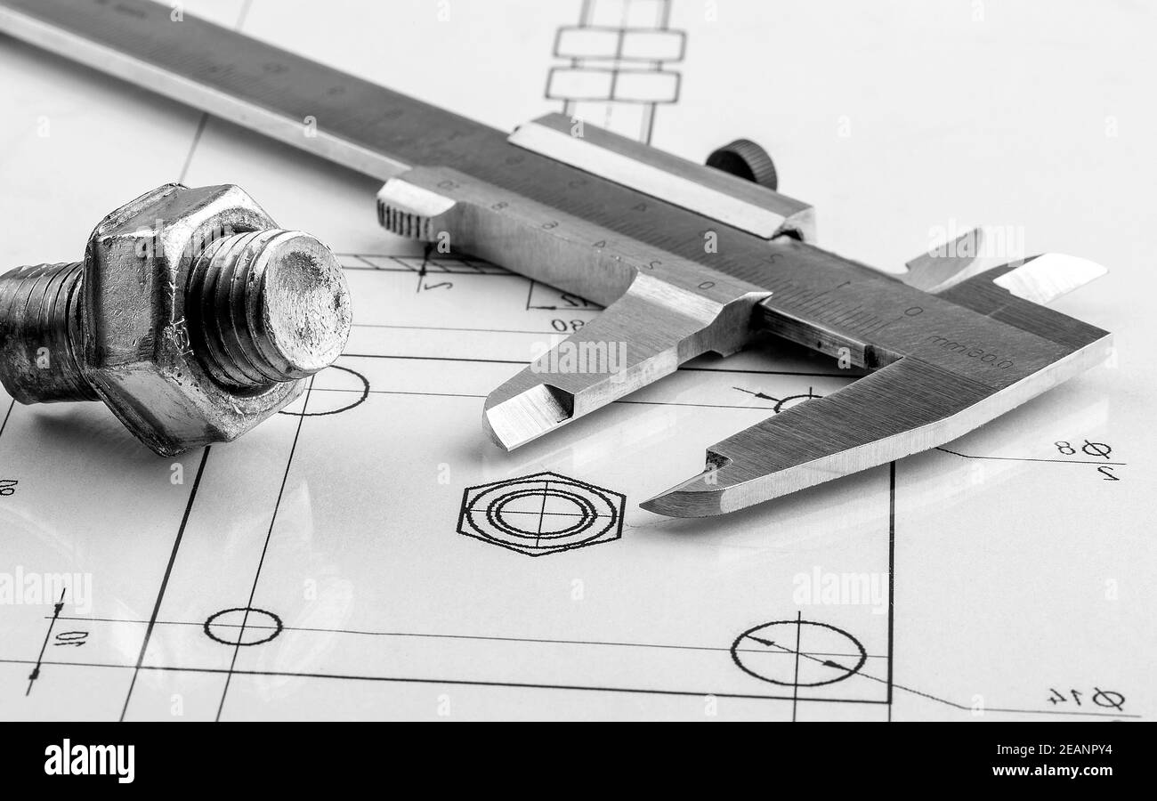 Mess- und Zeicheninstrumente und alte Zeichnungen Stockfoto