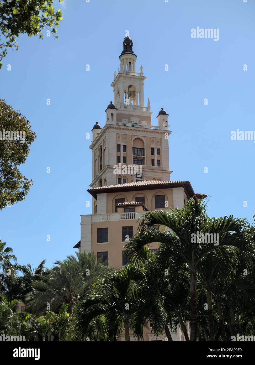 Coral Gables, Florida, USA - 2020: Das Miami Biltmore Hotel, ein historisches Luxushotel, erbaut 1926, wurde 1996 zum National Historic Landmark ernannt. Stockfoto
