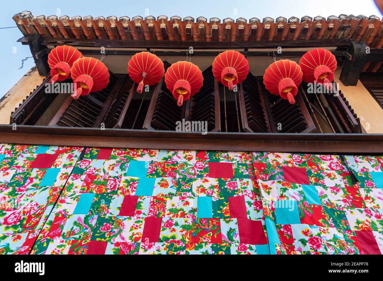 Hängende rote Laterne, traditionelle Art und Weise, unser chinesisches Mondneujahr zu feiern Stockfoto