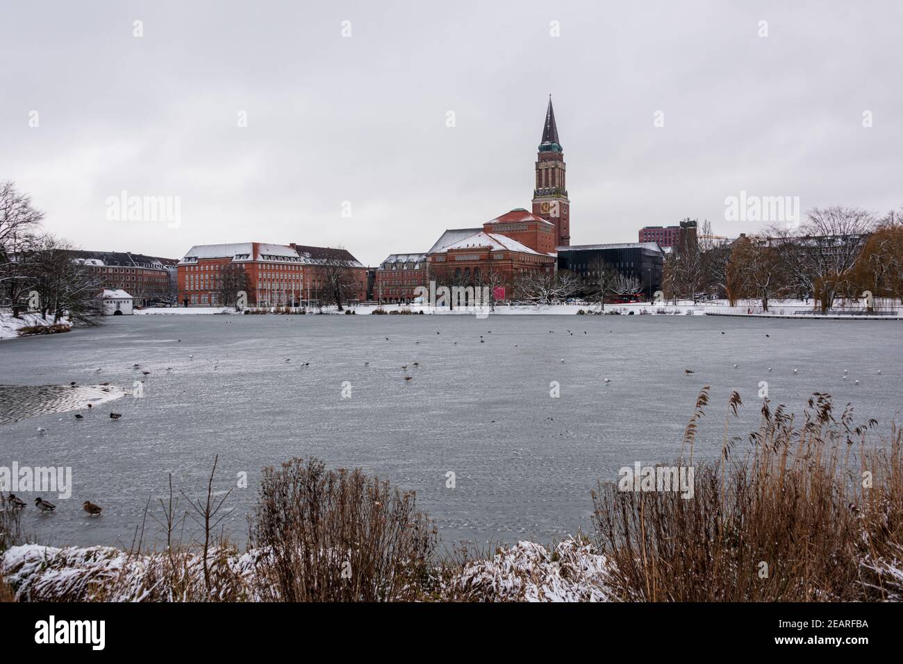 Wintereinbruch in Kiel Innenstadt, Schrevenpark und Hiroshimapark Stockfoto