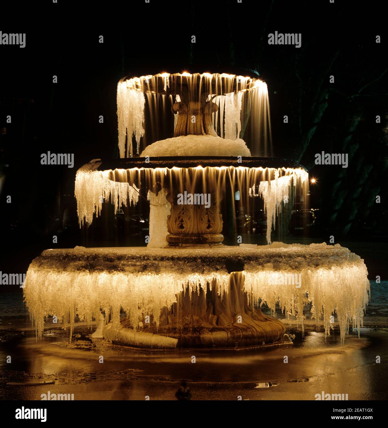 Vereister Springbrunnen, Wiesbaden Stockfoto