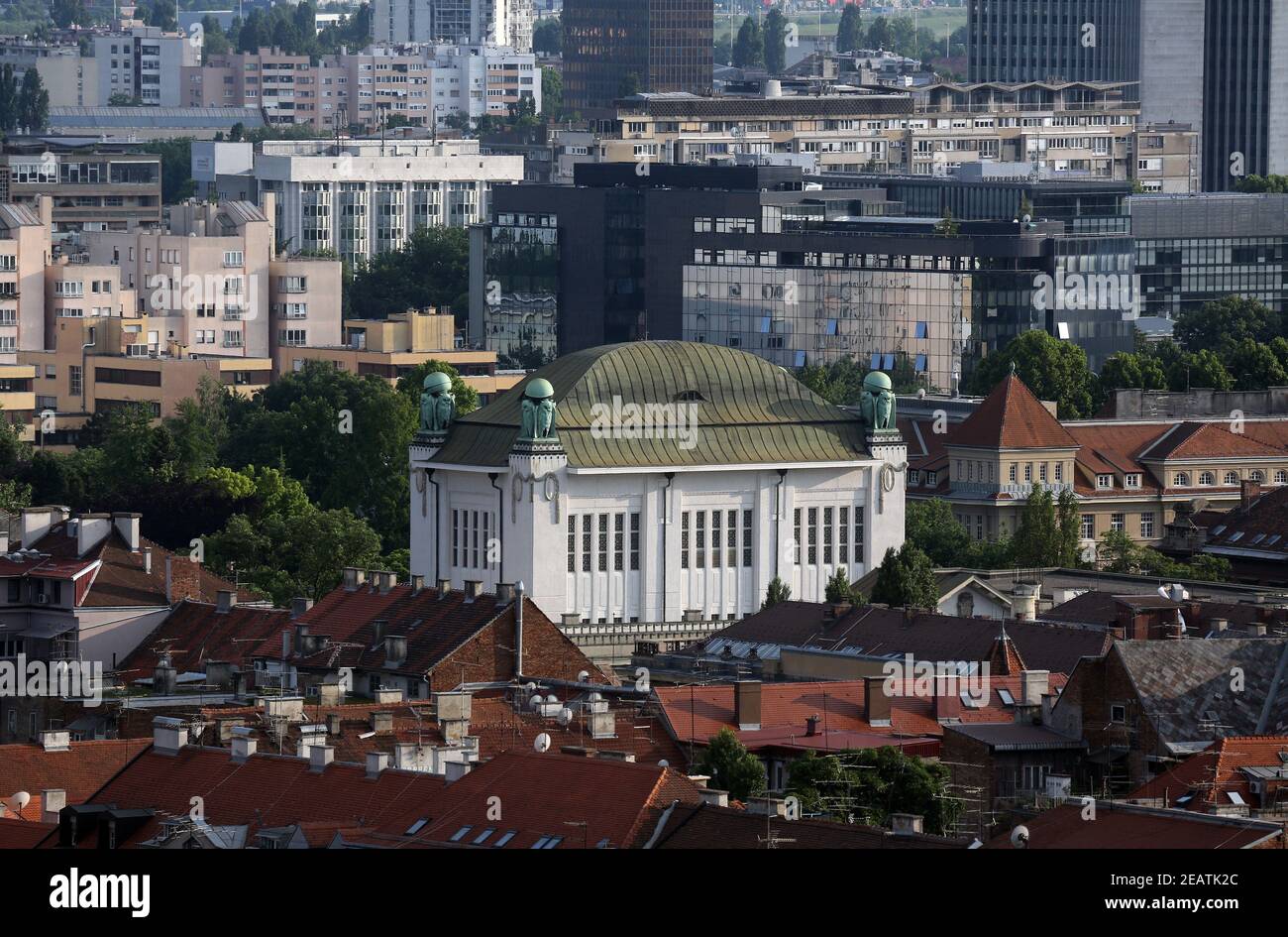 Historische untere Stadt Architektur mit dem Bau des kroatischen staatlichen Archiven, Zagreb, Kroatien. Stockfoto