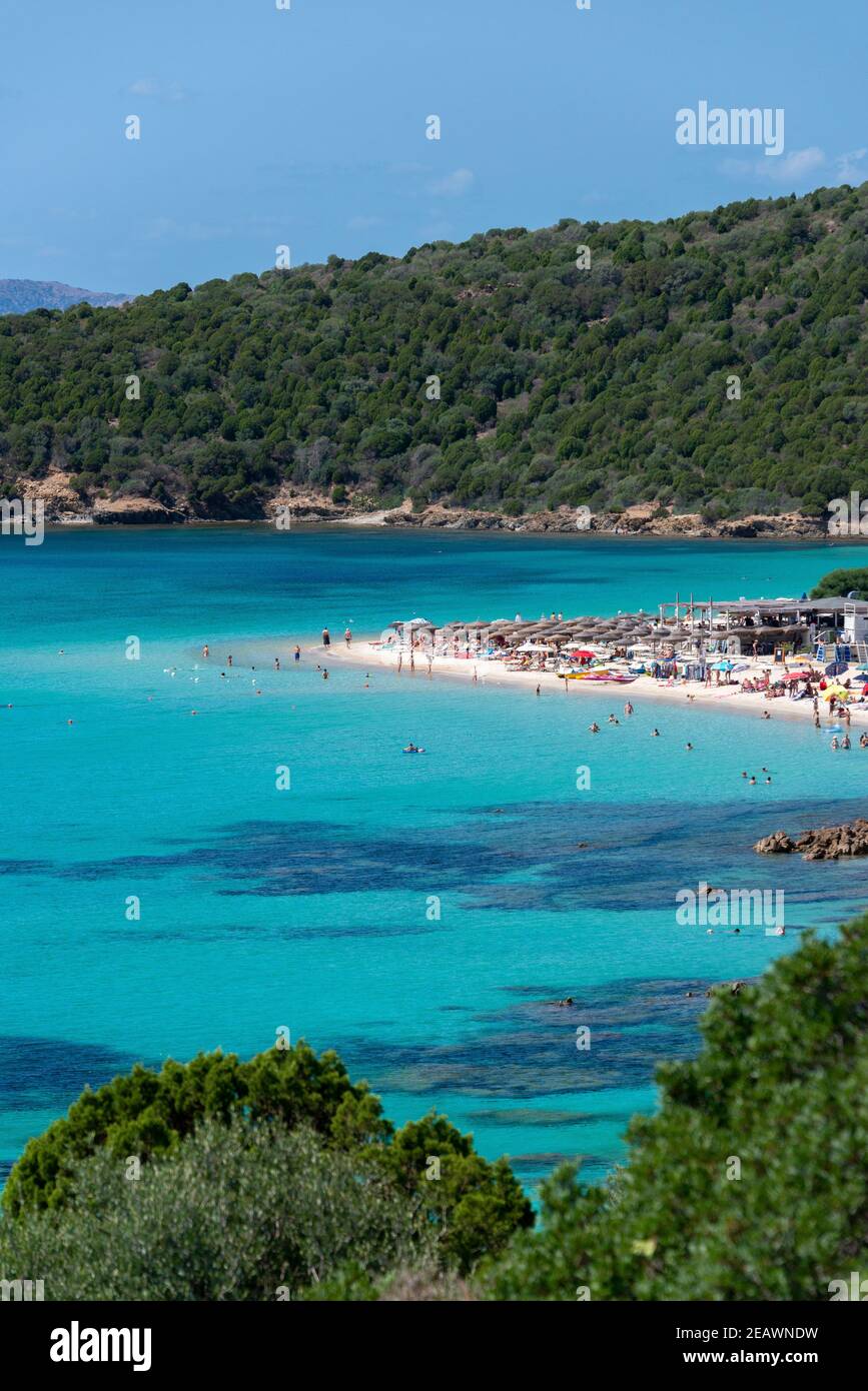 Weißer Sand und tropisches Wasser in der berühmten Tuerredda Strand, Sardinien Stockfoto