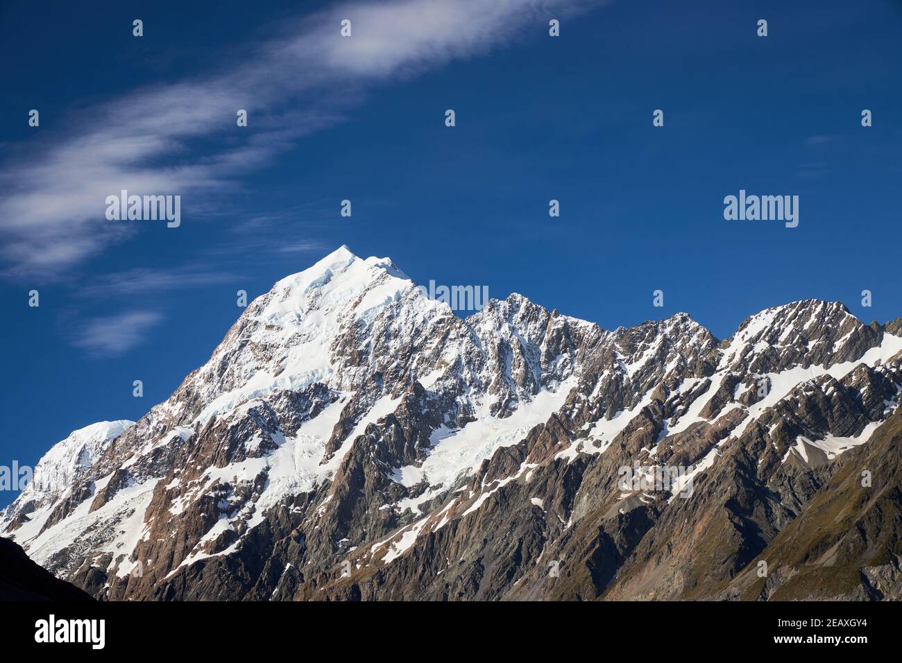Aoraki Mt Cook, Neuseelands höchster Berg, wo Sir Edmund Hillary sein Handwerk vor seiner Besteigung des Everest verfeinerte Stockfoto