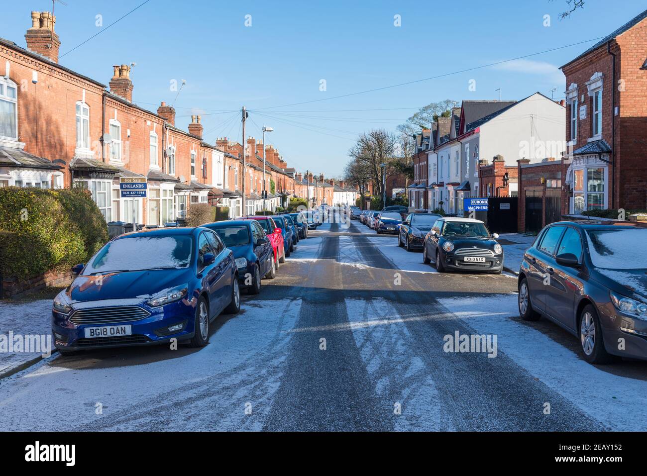 Reihe viktorianischer Reihenhäuser in der eleganten Vorstadt Birmingham Von Harborne Stockfoto