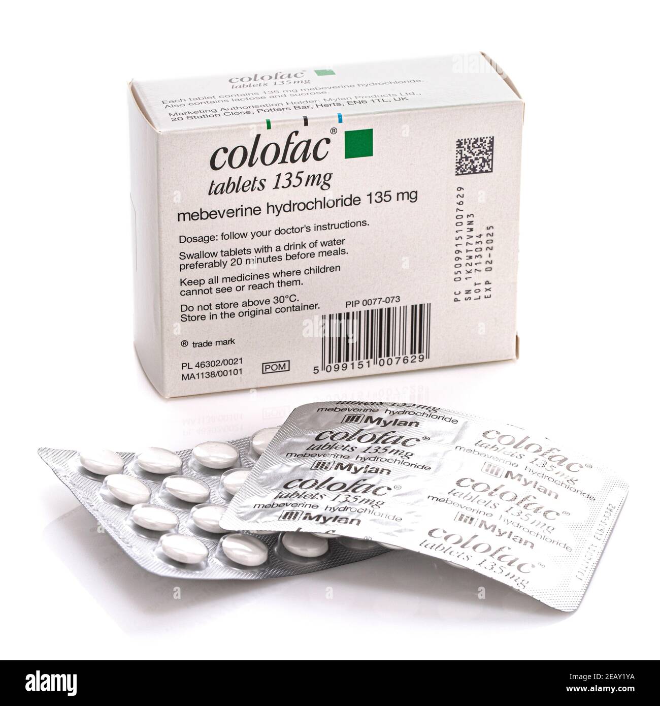 SWINDON, Großbritannien - 11. FEBRUAR 2021: Paket von colofac Mebeverin Hydrochlorid krampflösende Tabletten zur Behandlung von Reizdarmsyndrom und andere in Stockfoto