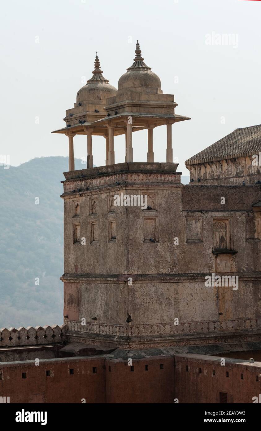 Säulenhalle von Amber Fort. Jaipur, Rajasthan, Indien Stockfoto