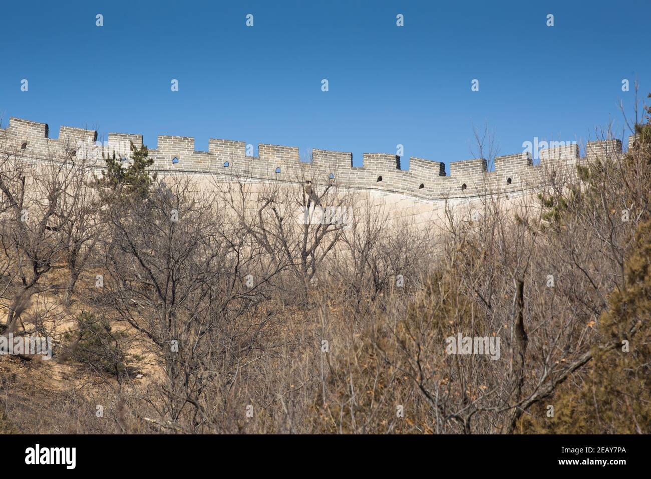 Die große Mauer bei Jiankou – Wild und gefährlich steil Stockfoto