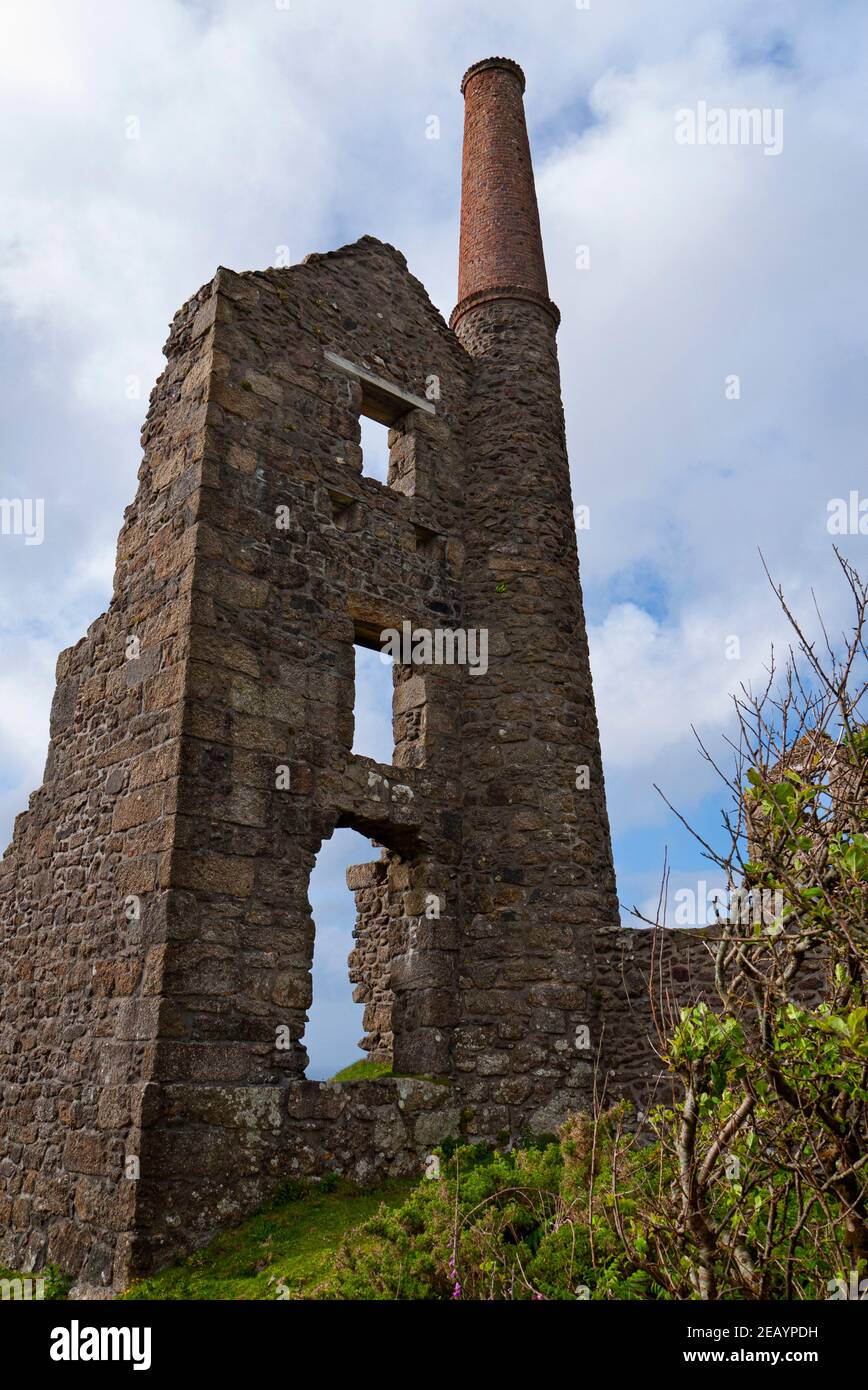 Die Überreste des Carn Galver-Maschinenhauses und der Mine, Cornwall, Großbritannien Stockfoto