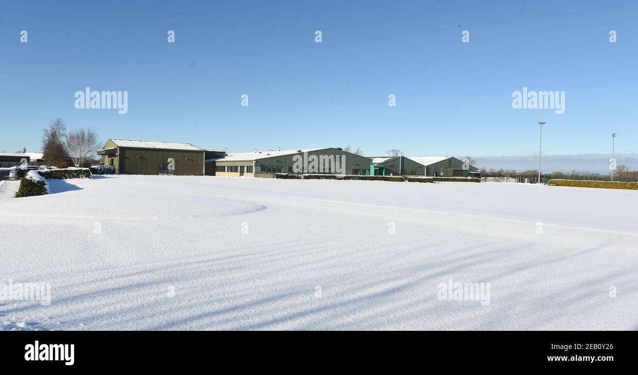 Tranent, Ormiston, East Lothian.Schottland. UK .11th Feb 21 Hibernian Training Centre bedeckt mit einer Schneedecke. Kredit: eric mccowat/Alamy Live Nachrichten Stockfoto