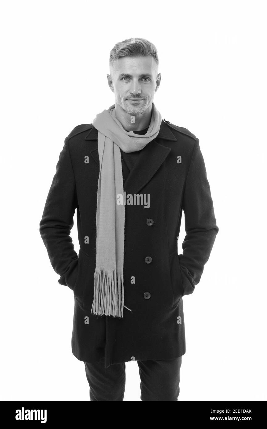 Schöner Mann tragen Herbst Mantel und Schal, Mode. Stockfoto
