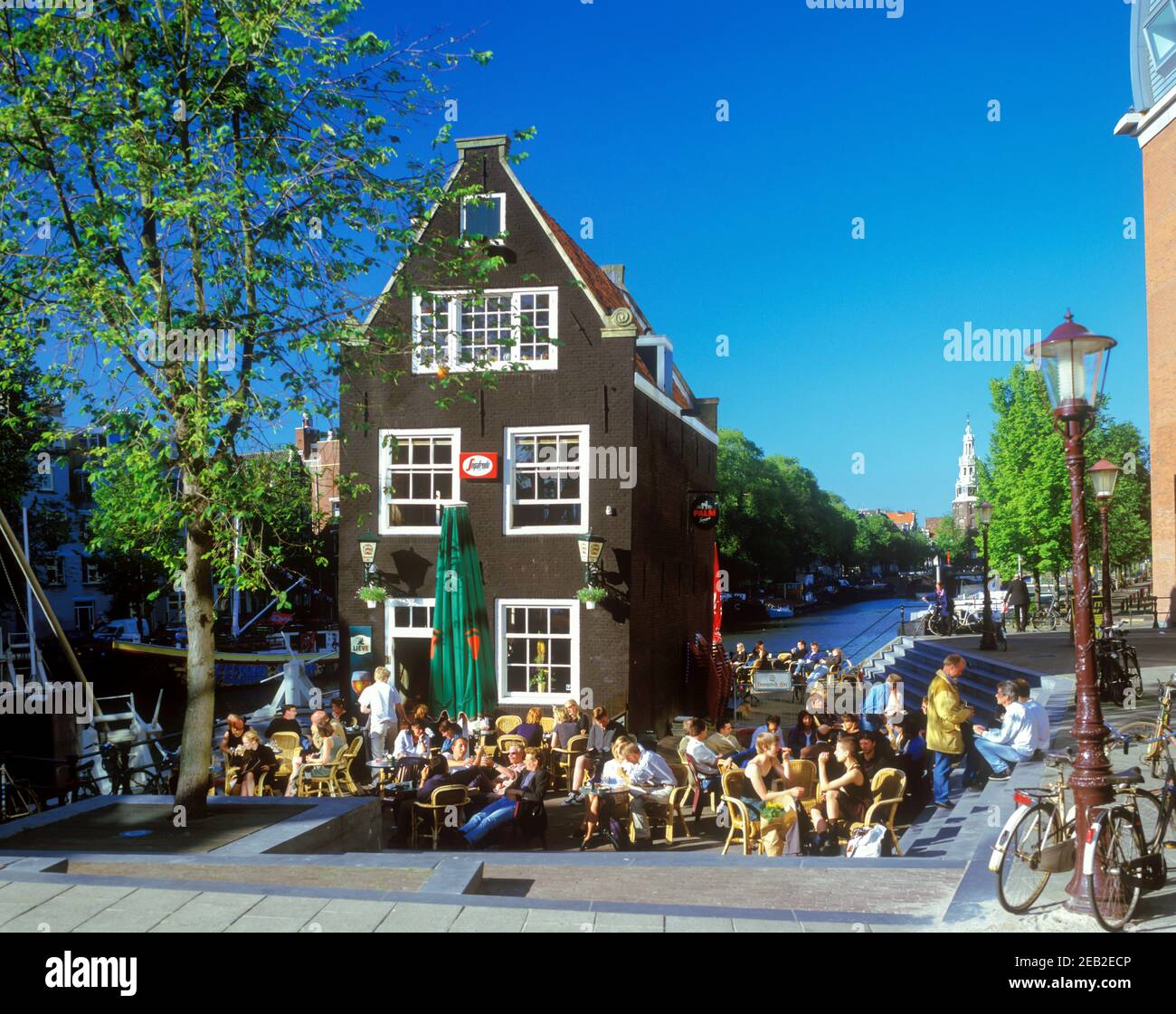 1999 HISTORISCHE OUTDOOR-CAFÉ DE SLUYSWATCH SAINT ANTONIES SLUIS AMSTERDAM NIEDERLANDE Stockfoto