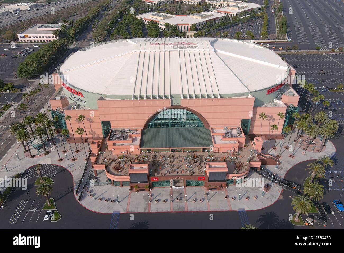 Eine Luftaufnahme des Honda Center, Mittwoch, 10. Februar 2021, in Anaheim, Kalif. Stockfoto