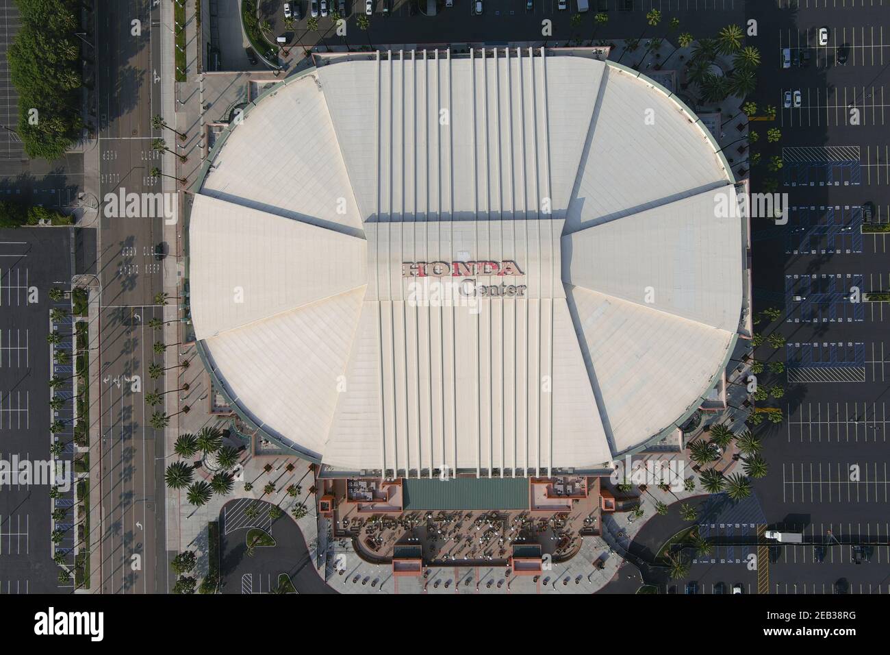 Eine Luftaufnahme des Honda Center, Mittwoch, 10. Februar 2021, in Anaheim, Kalif. Stockfoto