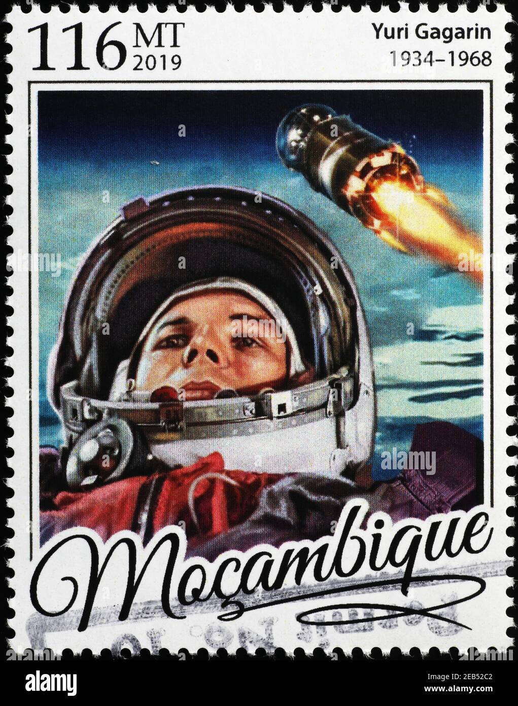Kosmonaut Juri Gagarin auf Briefmarke von Mosambik Stockfoto