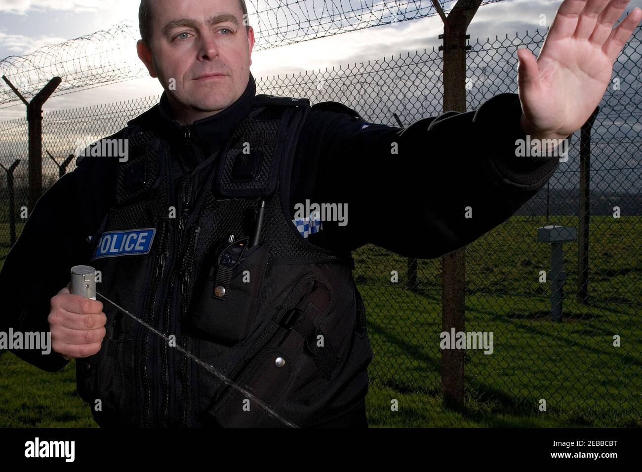 Nonivamid spray -Fotos und -Bildmaterial in hoher Auflösung – Alamy