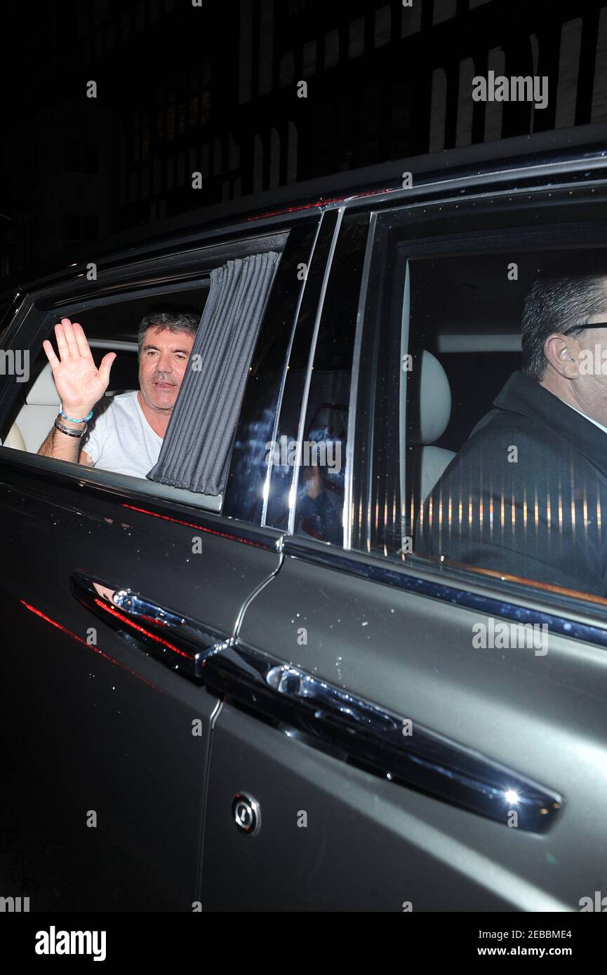 BGT 2018 Richter, die das Palladium-Theater verlassen. Quelle: Alamy News Stockfoto