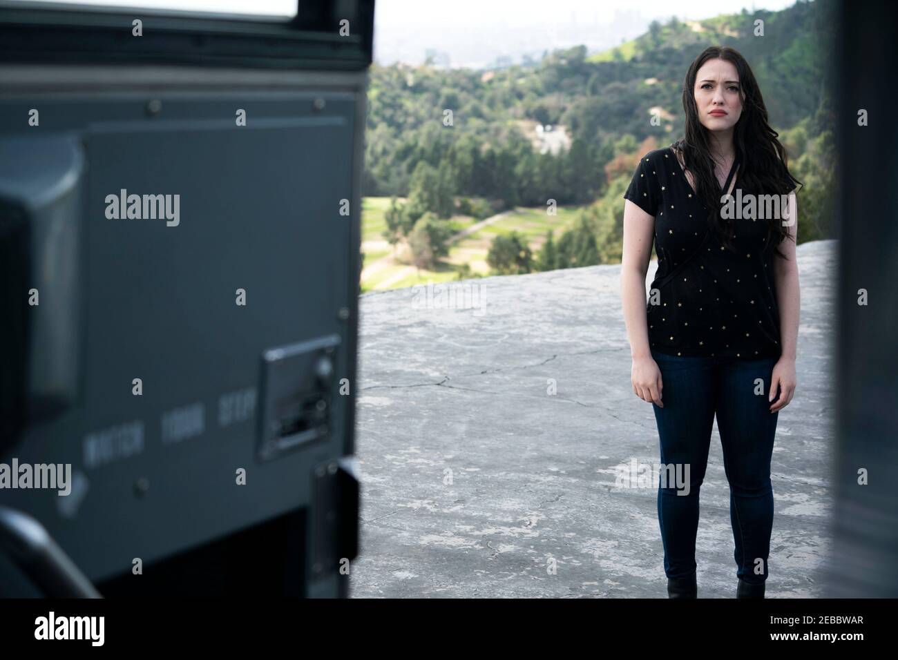 KAT DENNINGS in DOLLFACE (2019), Regie: ALETHEA JONES, MATT SPICER und STEPHANIE LAING. Kredit: CLUBHAUS BILDER (II)/LUCKYCHAP UNTERHALTUNG/Album Stockfoto