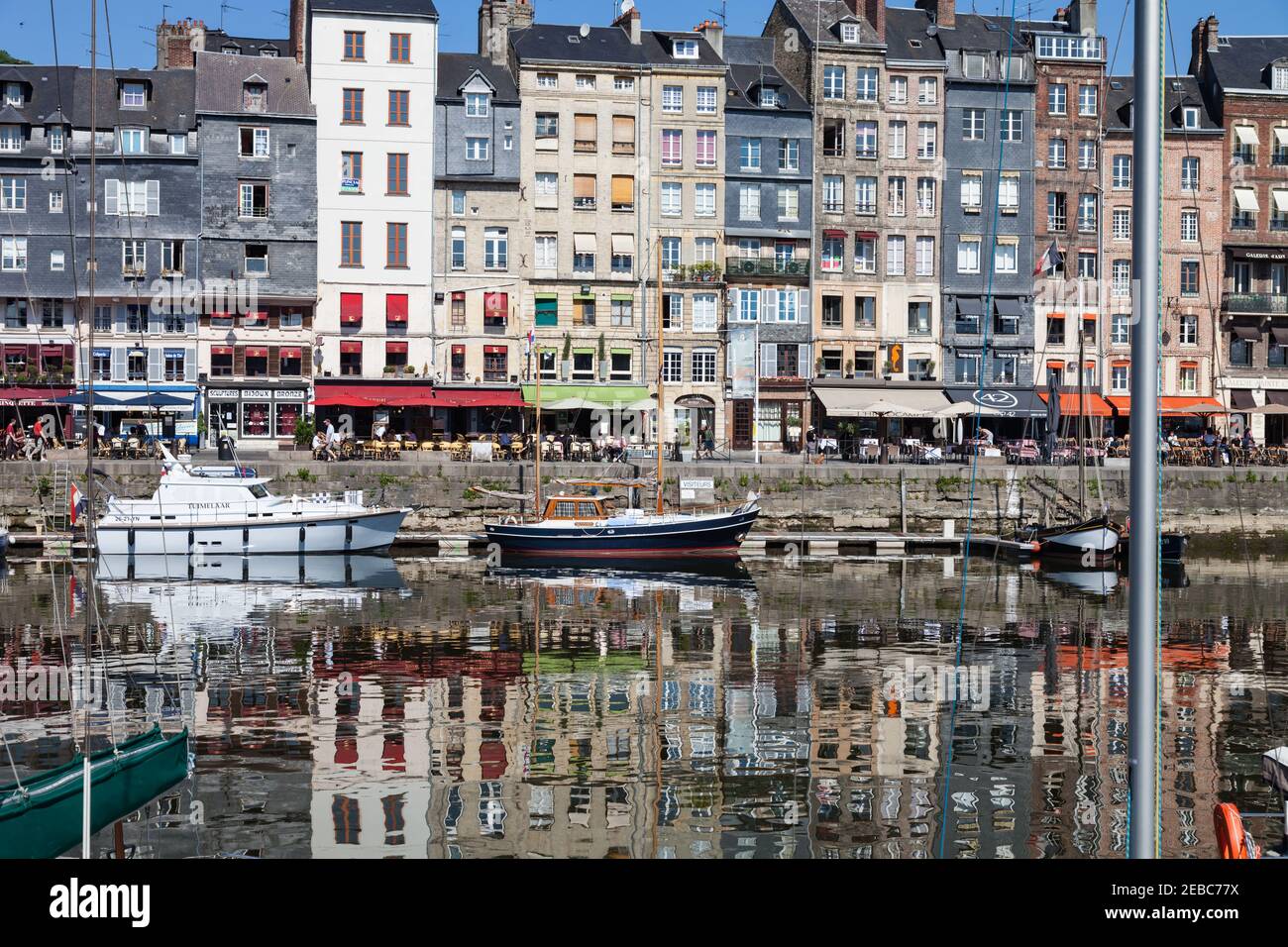 Old Harbour, Honfleur, Frankreich Stockfoto