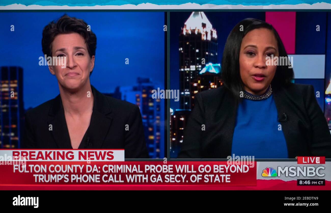 11. Februar 2021, New York, New York, USA - FANI WILLIS, District Attorney of Fulton County, Georgia, erscheint auf der RACHEL MADDOW Show von MSNBC. Frau Willis hat eine strafrechtliche Untersuchung zu Präsident Trumps Telefonanruf am 2. Januar an den georgischen Außenminister Brad Raffesnsperger eingeleitet, während dessen Trump ihn bat, Georgiens Wahlergebnisse 2020 zu kicken.(Bildquelle: © MSNBC/ZUMA Wire) Stockfoto