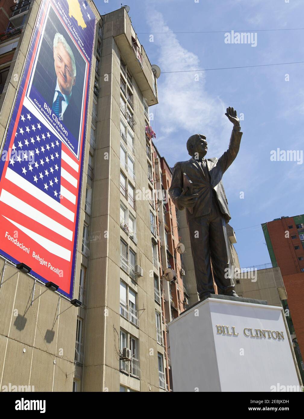 Statue von US-Präsident Bill Clinton in Pristina (Kosovo). Stockfoto
