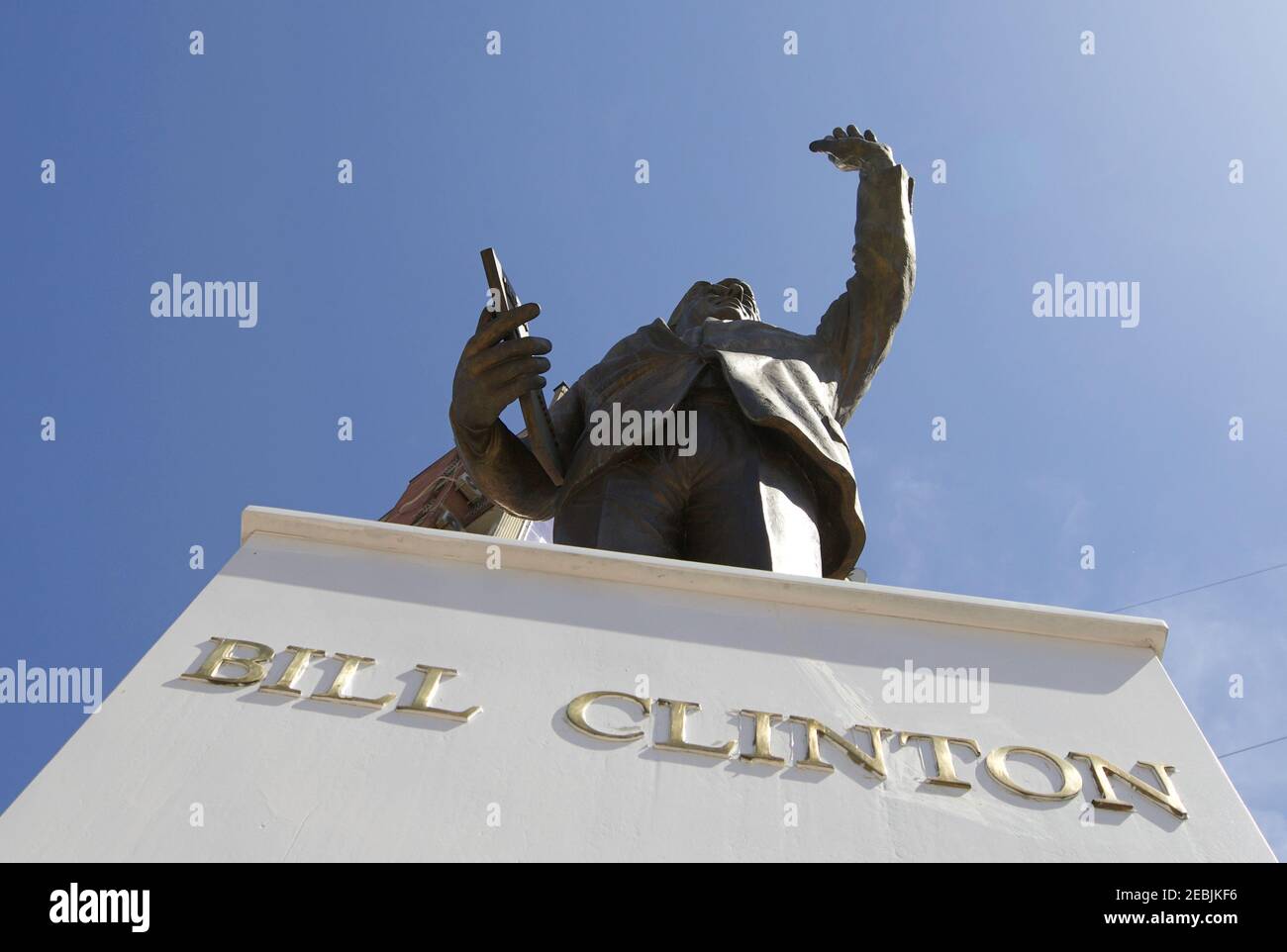 Statue von US-Präsident Bill Clinton in Pristina (Kosovo). Stockfoto