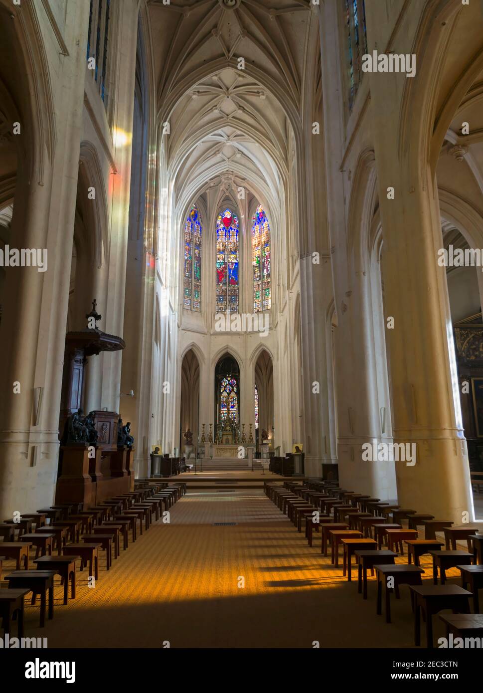 St Gervais St Protais Kirche, Paris. Der Innenraum der Kirche aus dem 17th. Jahrhundert. Die Kirche ist derzeit das Hauptquartier der Jerusalemer Klosterbruderschaft Stockfoto