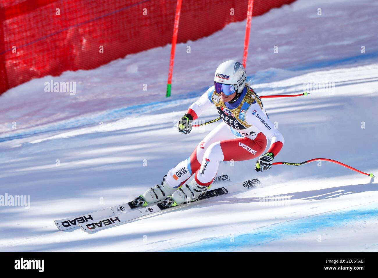 Cortina (BL, Italien. Februar 2021, 13th. Cortina (BL), Italien, Olympia delle Tofane, 13. Februar 2021, Corinne SUTER SUI während 2021 FIS Alpine Ski-Weltmeisterschaften - Abfahrt - Damen - alpines Skirennen Credit: Luca Tedeschi/LPS/ZUMA Wire/Alamy Live News Stockfoto